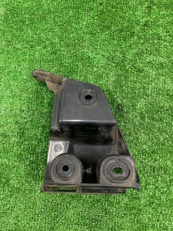 Кронштейн заднего бампера правый BMW X3 2008 51123414408 E83 N52B25AF