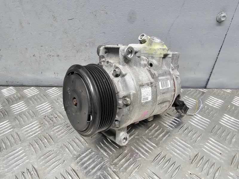 Компрессор кондиционера Audi A4 B8
