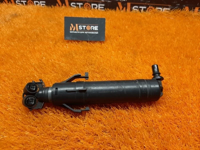 Форсунка омывателя фары Volkswagen Passat 2011 3AA955104 B7 CAXA, правая