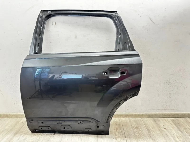 Дверь Audi Q7 2015- 4M