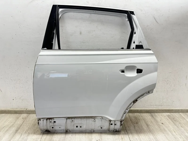 Дверь Audi Q7 2015- 4M