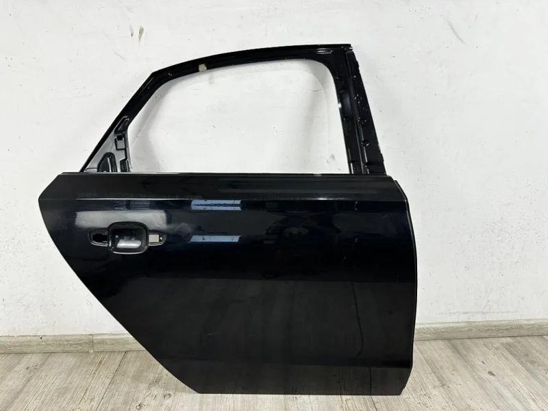 Дверь Audi A8 2010-2017 D4
