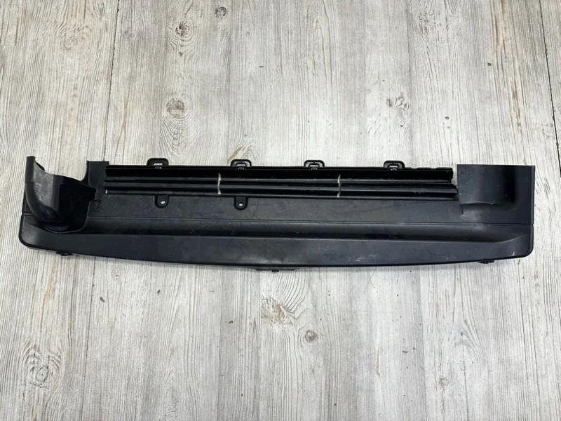 Пыльник бампера VW Transporter T6 2015- 7E