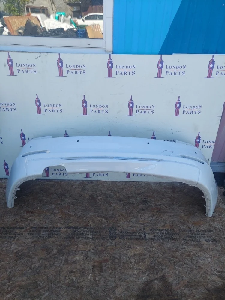 Бампер BMW F30