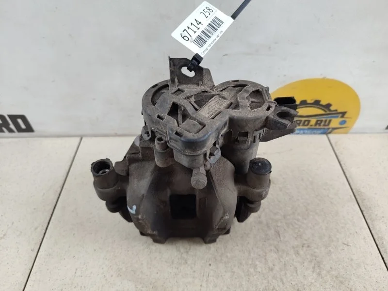 Суппорт тормозной Volvo XC60 2019 UZ