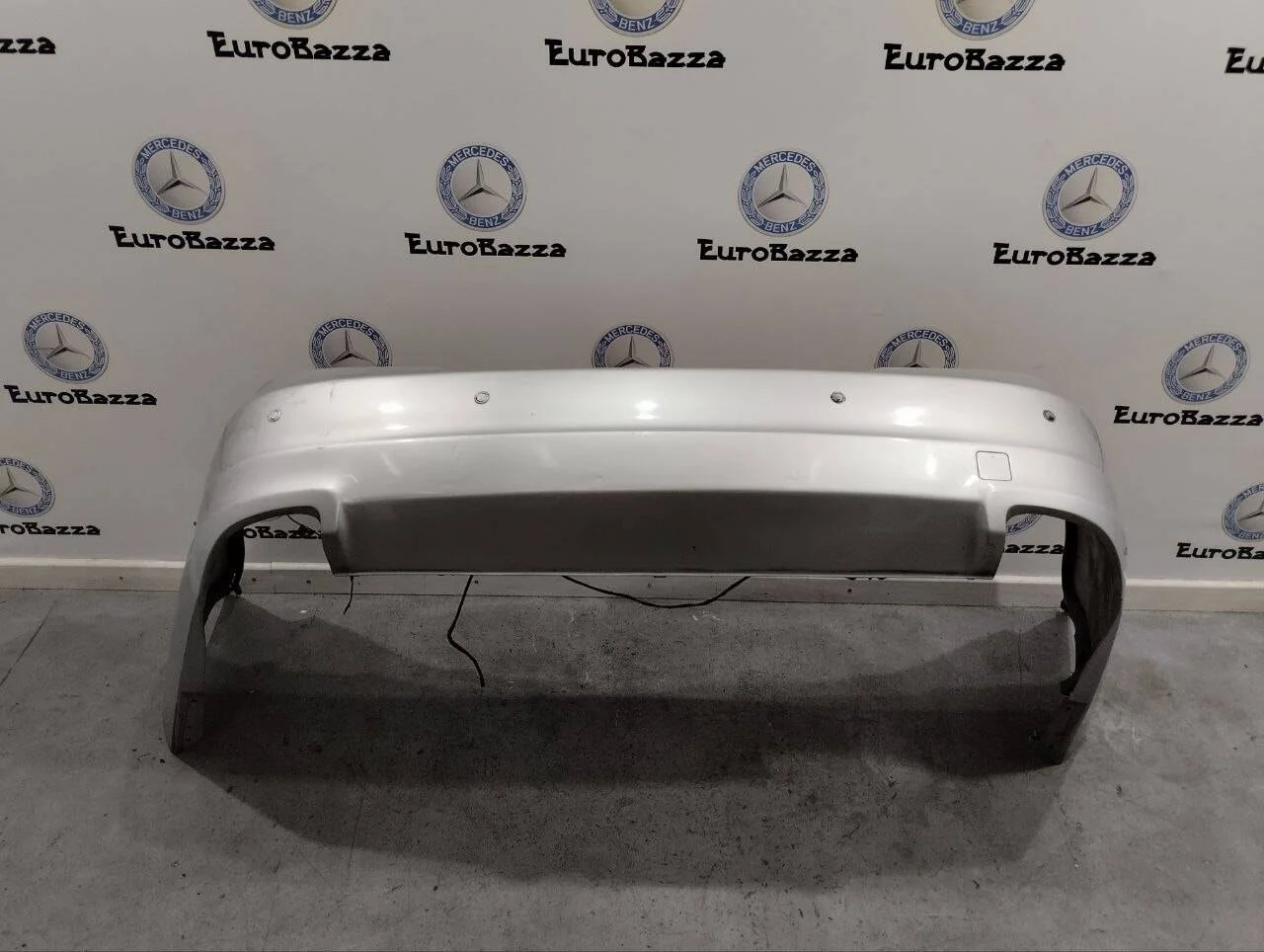 Бампер задний Mercedes W219