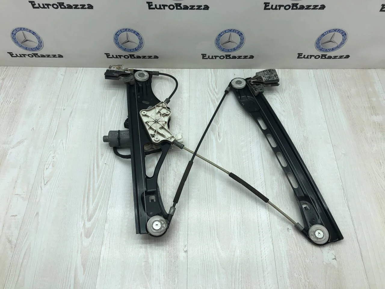 Стеклоподъемник передний правый Mercedes W211