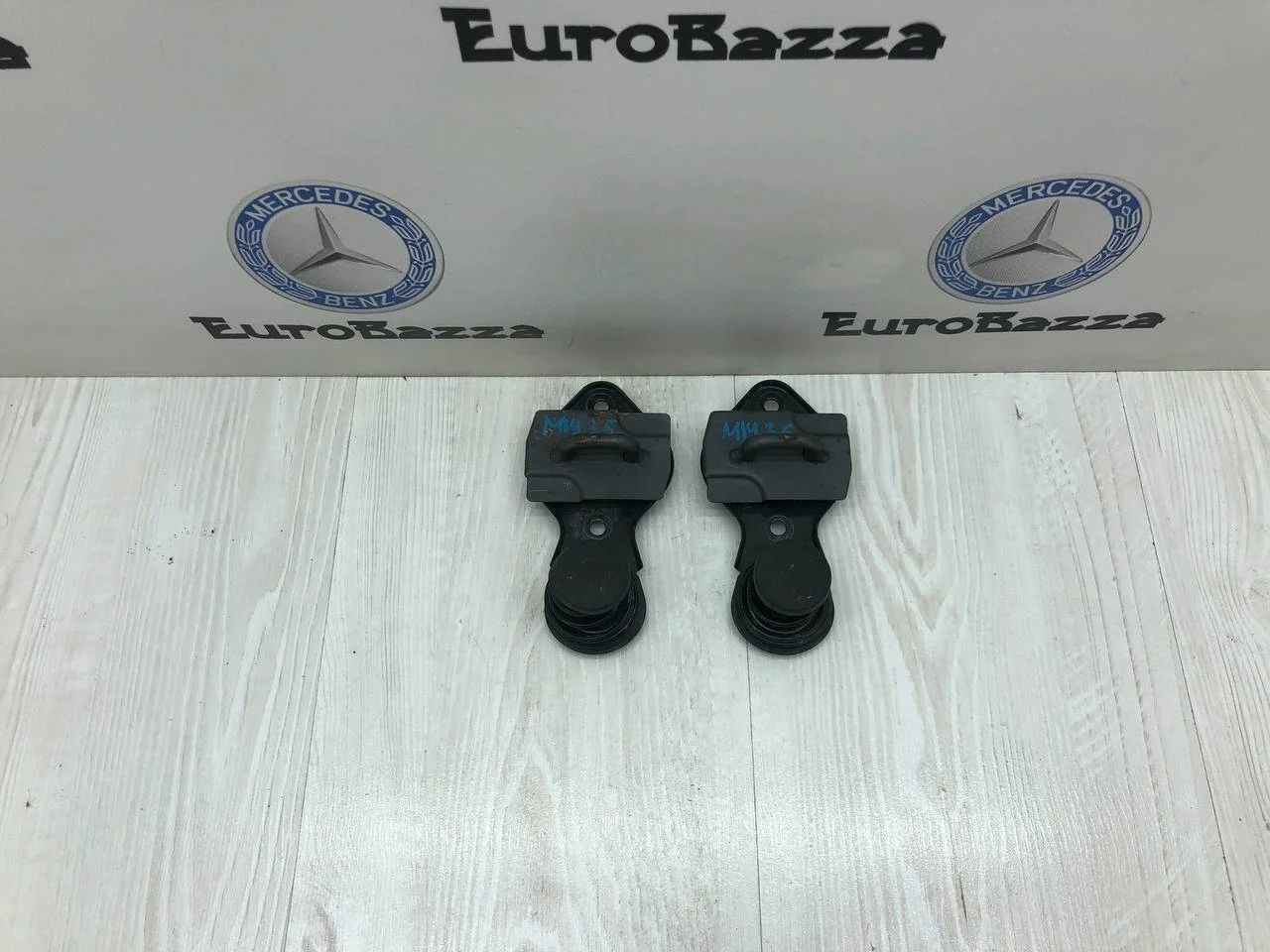 Замок капота Mercedes W164