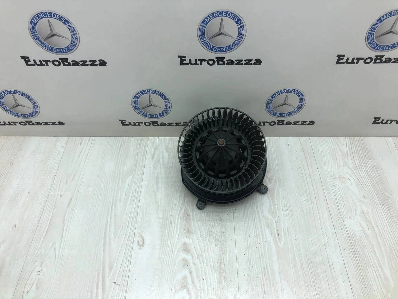 Вентилятор отопителя Mercedes W211