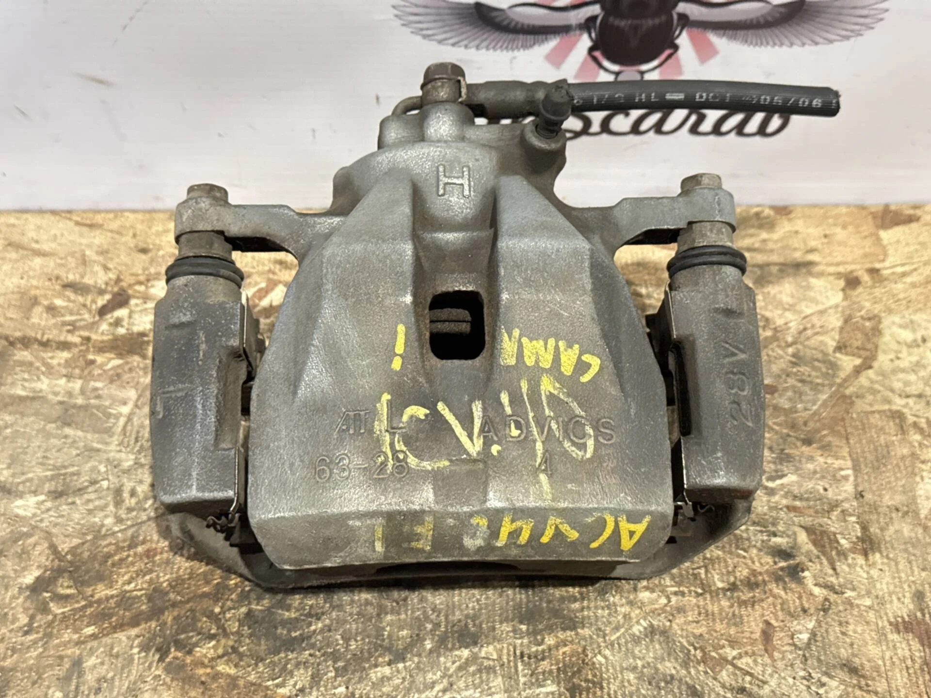 Суппорт передний левый Toyota Camry ACV40, GSV40