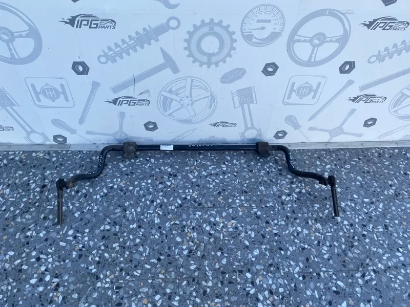 Стабилизатор передний Mercedes-benz 2010 W204