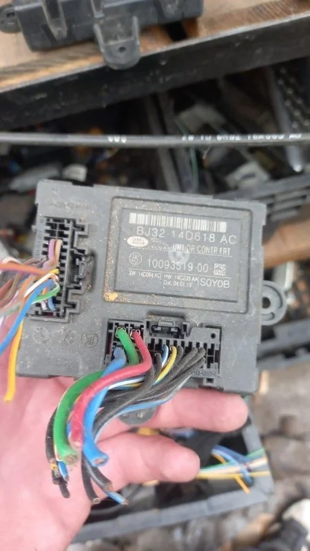 Блок электронный Land Rover Freelander Ii (2006-2014) 2011 BJ3214D618AC 2.2 D 224DT