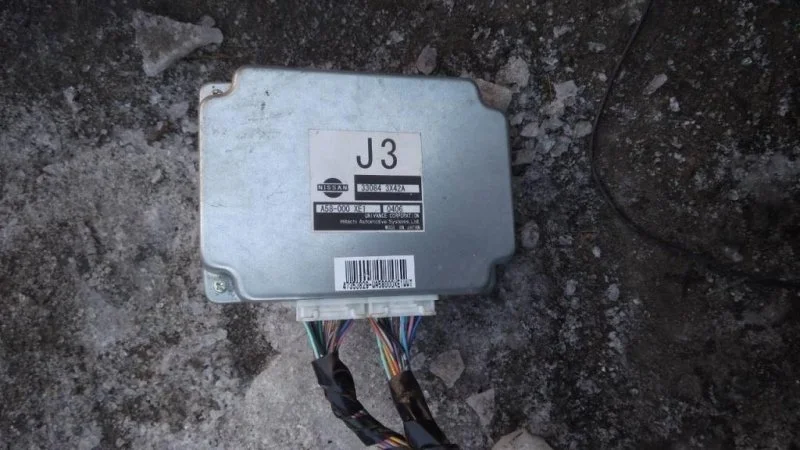 Блок управления полным приводом Nissan Navara (D40) 2004-2015 2010 330843X42A 2.5 D YD25DDTI