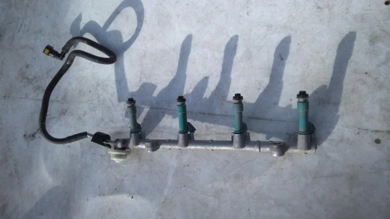 Топливная рампа Toyota Rav 4 (Xa30) (2005-2014) 2007 2381428031 2.0 I