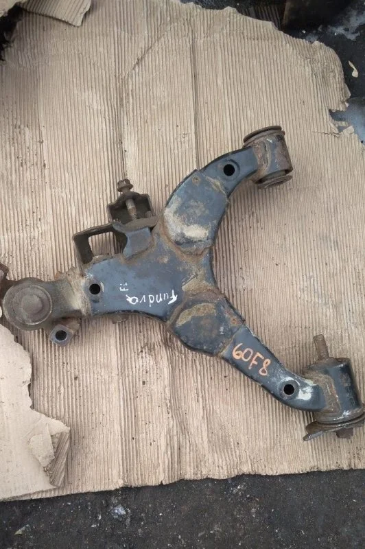 Рычаг передний левый Toyota Tundra Ii (2006-2022) 2011 4806909090 5.7 I 3URFE