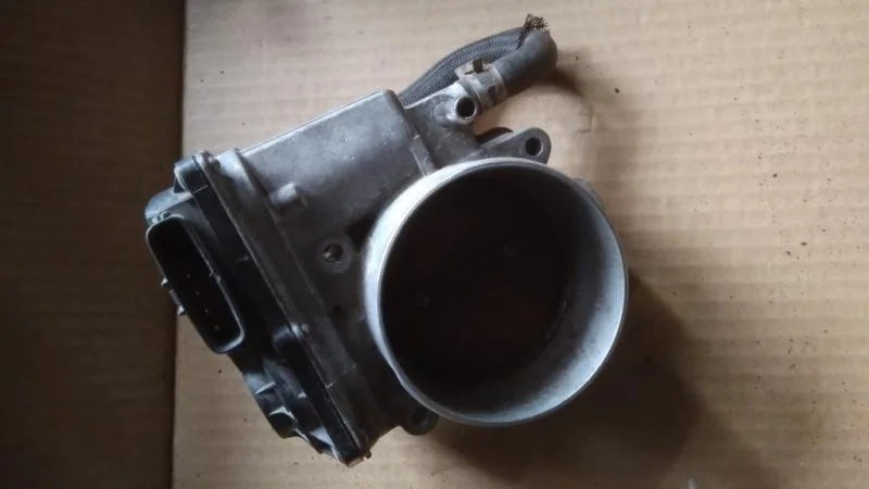 Заслонка дроссельная Lexus Lx 570 (2007-2022) 2009 2203038020