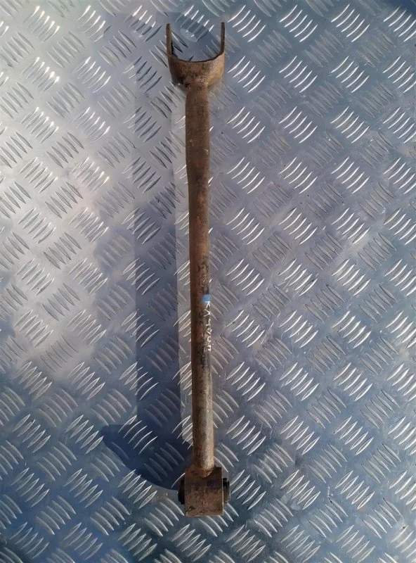 Рычаг задний продольный правый Lexus Rx 400H Ii (2005-2009) 2005 4873048120 3.3 I 3MZFE