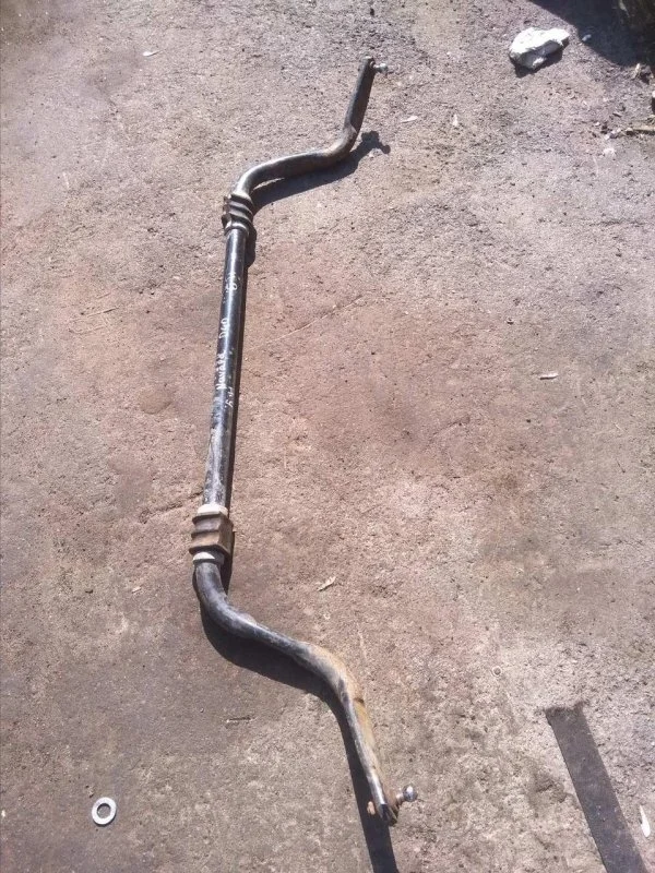 Стабилизатор подвески (поперечной устойчивости) передний Nissan Navara (D40) 2004-2015 2012 54611EB31B 2.5 D YD25DDTI