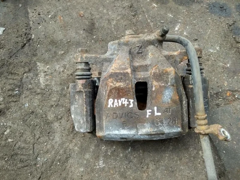 Суппорт передний левый Toyota Rav 4 (Xa30) (2005-2014) 2006 4775042090 2.0 I