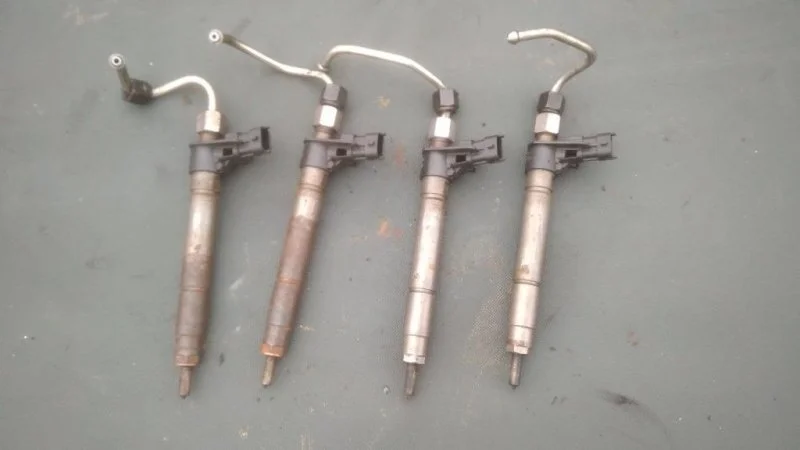 Форсунка Land Rover Freelander Ii (2006-2014) 2010 LR001325 2.2 D 224DT