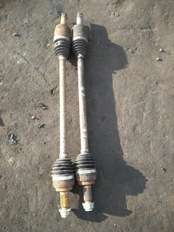 Полуось задняя (приводной вал, ШРУС) Land Rover Freelander Ii (2006-2014) 2010 LR014491 2.2 D 224DT, левый