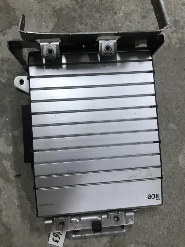 Усилитель музыкальный Audi A8 (D4) 2010-2014 2011 4H0035466 2.0 I CHJA