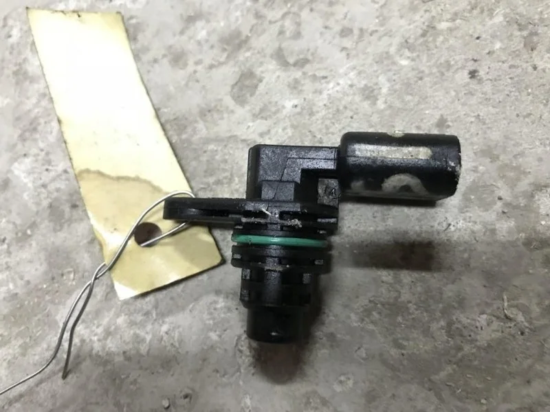 Датчик распредвала Volkswagen Golf Vi 2008-2013 2010 030907601E 1.2 I