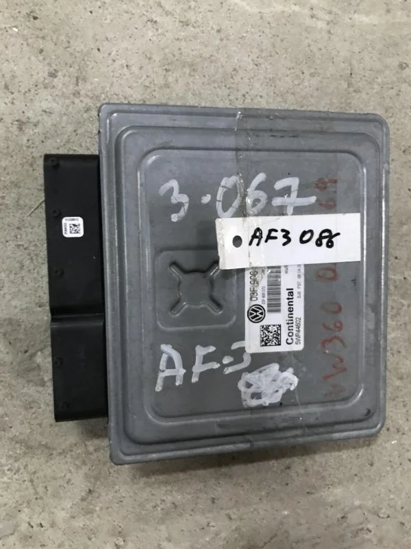 Блок управления двигателем Volkswagen Golf Vi 2008-2013 2010 03F906070A 1.2 I