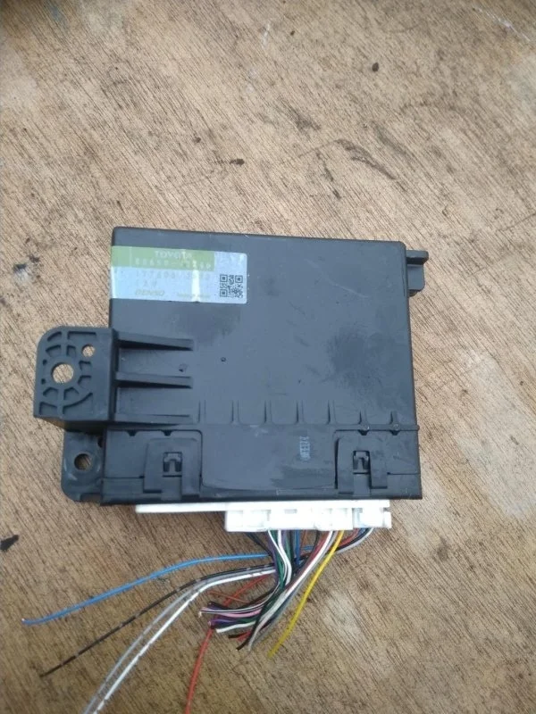 Блок электронный Toyota Rav 4 (Xa30) (2005-2014) 2007 8865042240 2.0 I