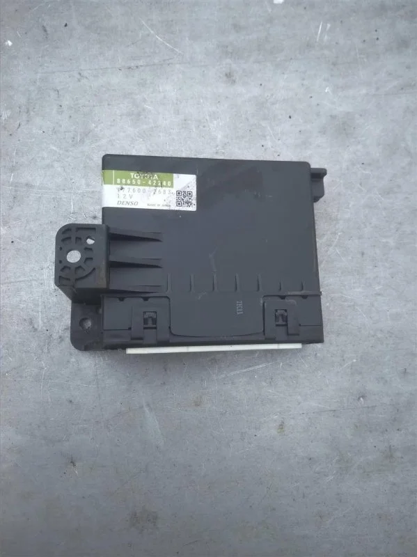 Блок управления печки/климат-контроля Toyota Rav 4 (Xa30) (2005-2014) 2008 8865042240 2.0 I