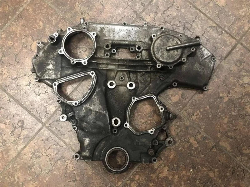 Крышка двигателя передняя Nissan Murano Z50 (2002-2008) 2007 135018J105 2.3 I