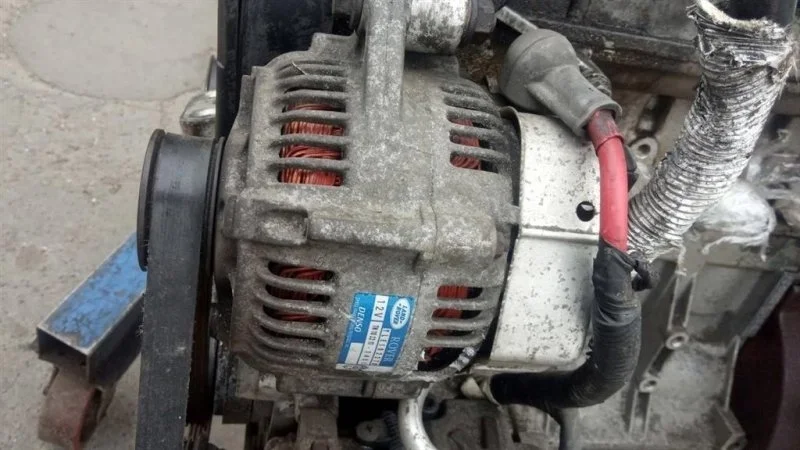 Генератор Land Rover Freelander I 1997-2006 2001 YLE102370 1.8 I