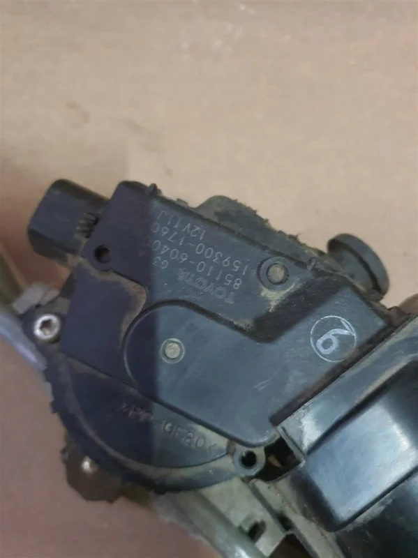 Моторчик передних стеклоочистителей (дворников) Lexus Lx 570 (2007-2022) 2007 8511060400 5.7 I 3URFE