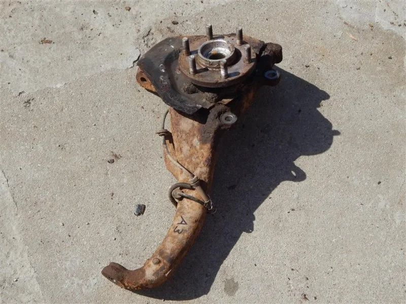 Кулак поворотный левый Nissan Navara (D40) 2004-2015 2012 400155X00C 2.5 D YD25DDTI