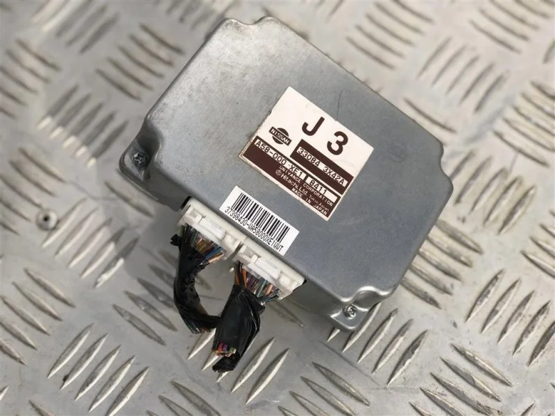 Блок управления полным приводом Nissan Navara (D40) 2004-2015 2009 330843X42A 2.5 D YD25DDTI