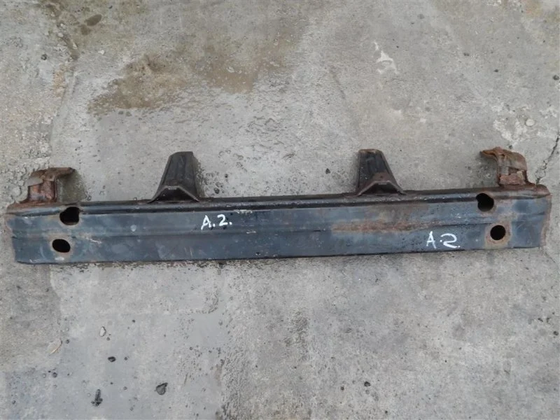 Усилитель бампера переднего Toyota Land Cruiser Prado 120 (2002-2009) 2004 5202160100 3.0 D