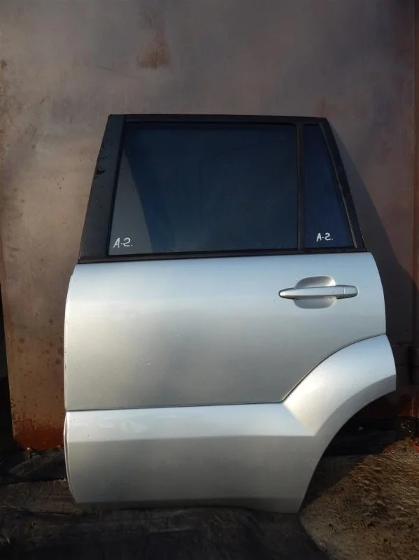 Стекло двери задней левой (форточка) Toyota Land Cruiser Prado 120 (2002-2009) 2004 6812460231 3.0 D