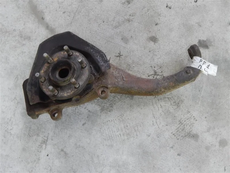 Кулак поворотный левый Nissan Pathfinder (R51M) 2004-2013 2011 400155X00C ВНЕДОРОЖНИК 2.5 D YD25DDTI