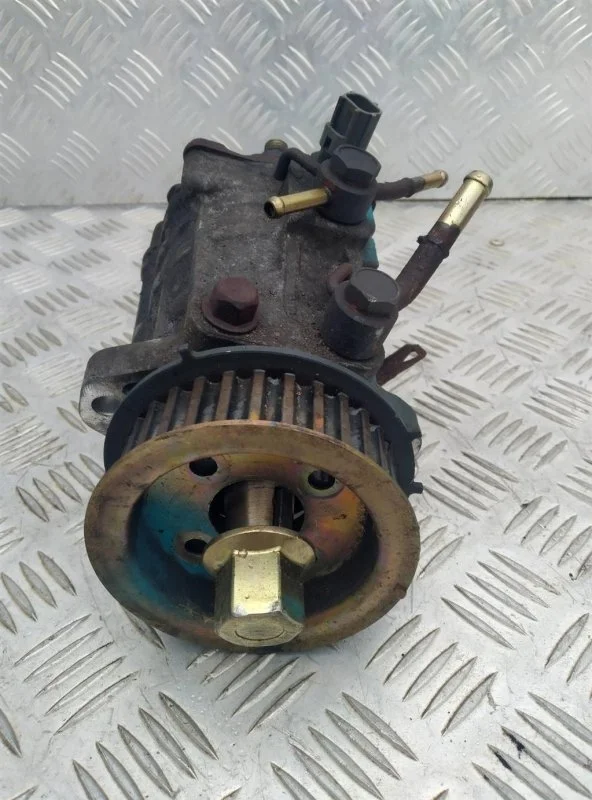 Трубка ТНВД Toyota Land Cruiser Prado 120 (2002-2009) 2004 2210030030 3.0 D