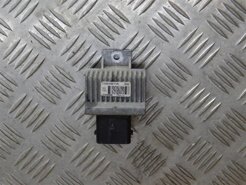 Реле накала свечей Nissan Navara (D23) 2014-2021 2016 110678071R 2.3 D YS23DDTT