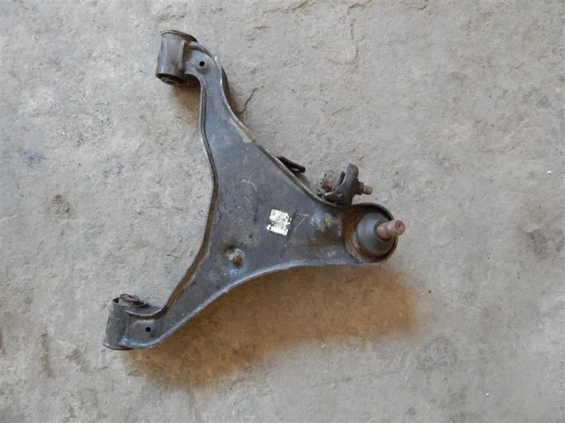 Рычаг передний левый Nissan Navara (D40) 2004-2015 2012 54525EB30A 2.5 D YD25DDTI