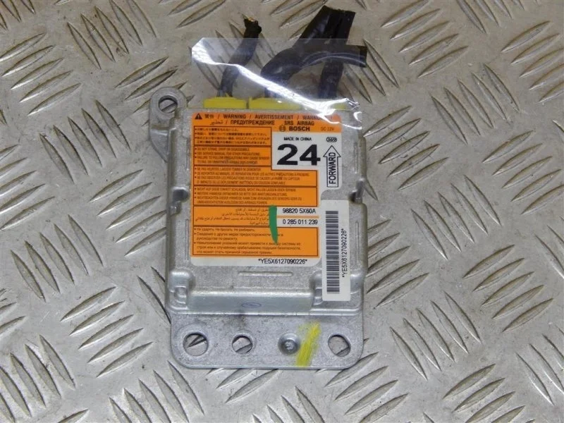 Блок AirBag Nissan Navara (D40) 2004-2015 2012 988205X60A 2.5 D YD25DDTI