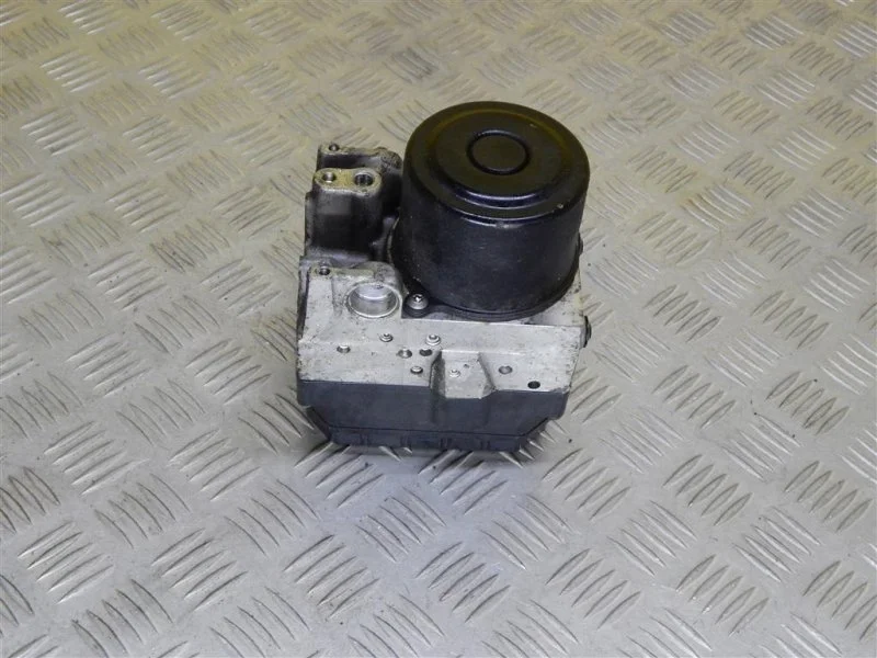 Блок ABS Toyota Rav 4 (Xa30) (2005-2014) 2009 4405042230 2.2 D 2ADFHV