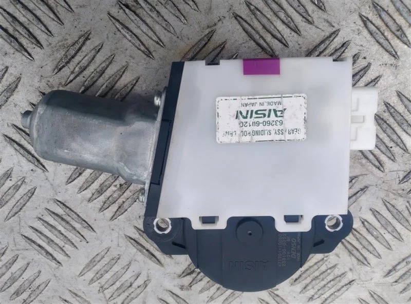 Моторчик люка Toyota Land Cruiser 200 (2008-2021) 2008 6326060120 4.5 D