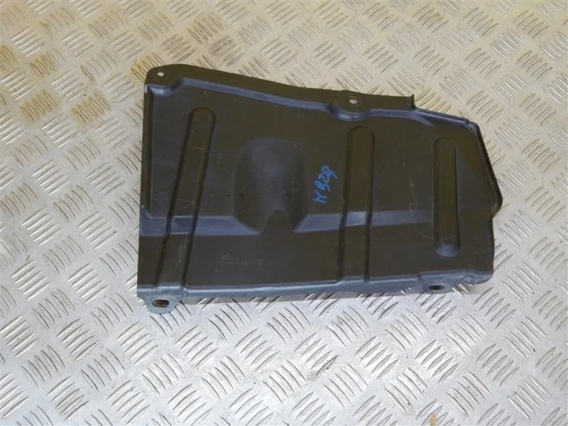 Пыльник двигателя Toyota Rav 4 (Ca40) (2012-2019) 2014 5144342010 2.0 D 1ADFTV