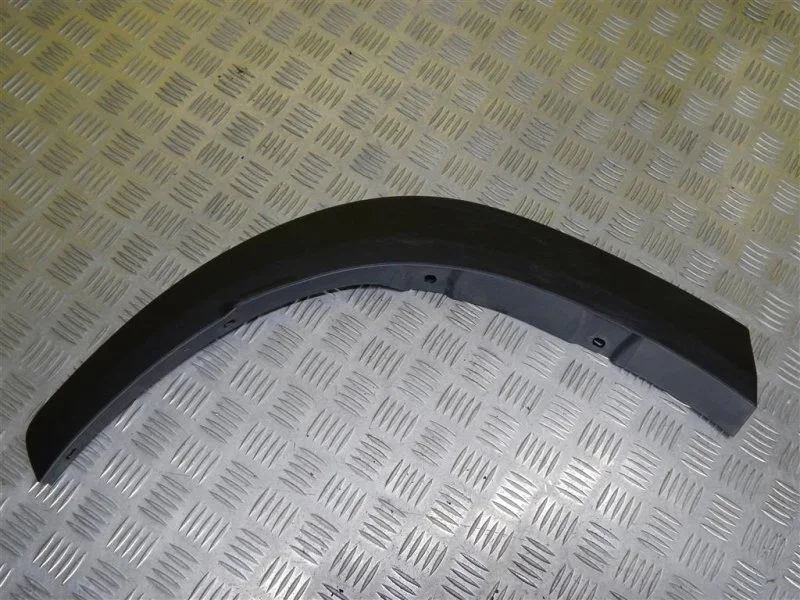Молдинг крыла заднего правого Lexus Nx 300H 2017-2021 2019 7560578010 2.5 2ARFXE 2AR2291728