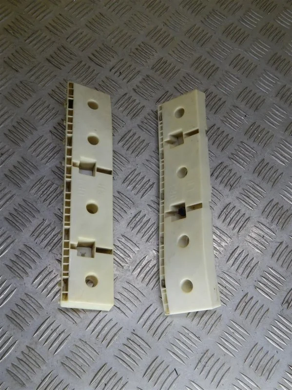 Крепление бампера заднего Infiniti Qx70 (2013-2017) 2015 852271CA0A 3.0 D V9X C002615