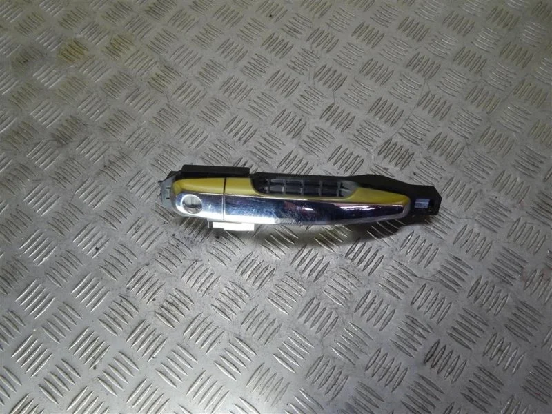 Ручка двери наружная передняя правая Mitsubishi L200 (2006-2015) 2007 5716A032 2.5 D 4D56