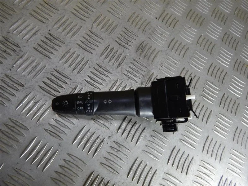 Переключатель поворотов Mitsubishi L200 (2006-2015) 2007 8614A065 2.5 D 4D56