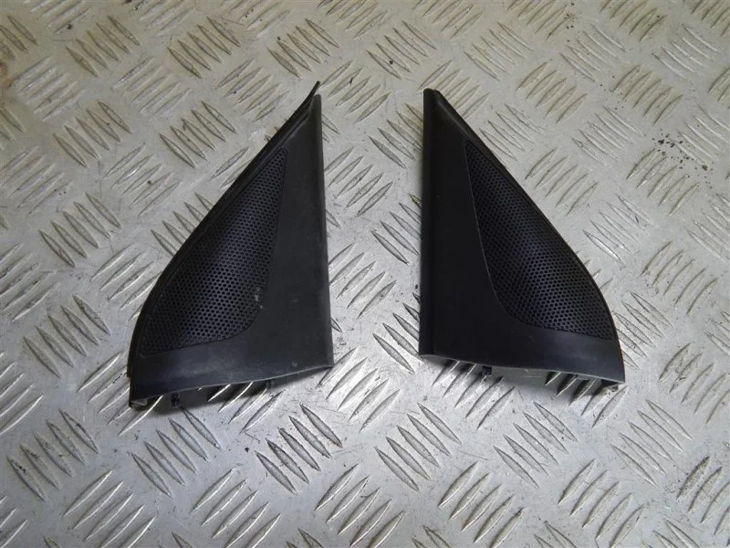 Динамик Mitsubishi L200 (2006-2015) 2007 MR986377 2.5 D 4D56